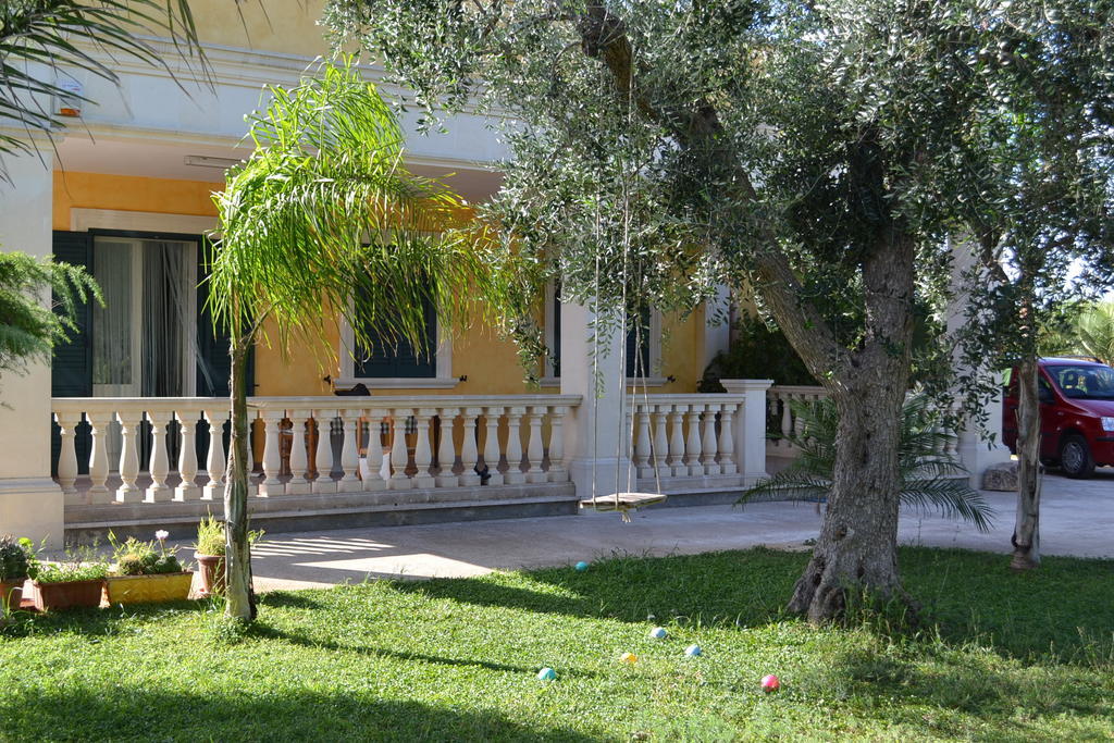 B&B Villa Bismi Monteroni di Lecce Buitenkant foto